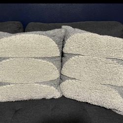 Set Of 2 Throw Pillows 