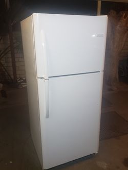 Frigidaire Refrigerator