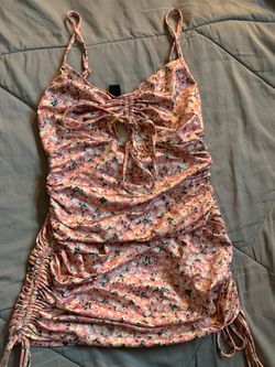 Pink Floral Scrunched Dress