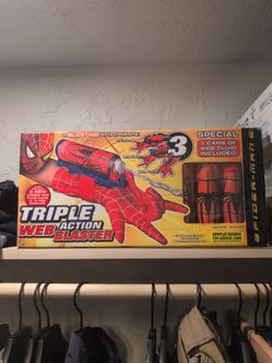 Toy Biz Spider-Man 2 Triple Action Web Blaster 2004