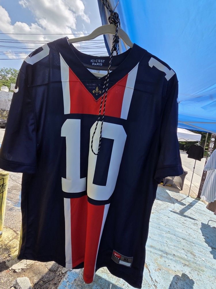 NEYMAR JR 10 MENS NIKE JERSEY