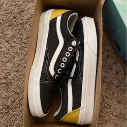 Vans, 6.5 Men/women 8.0