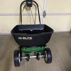 Scotts Elite Spreader 
