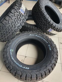 New 285 70 17 Bf Goodrich K02 