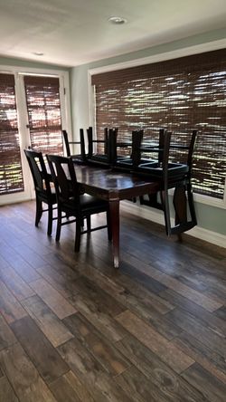 Dinning Table with chairs