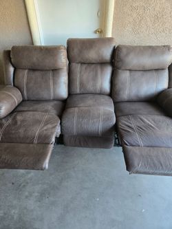Reclyner sofas