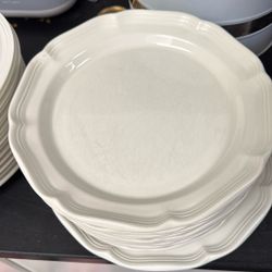 11 Mikasa French countryside Plates Plus Serving Plate 