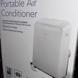 Insignia™ - 250 Sq. Ft. Portable Air Conditioner - White