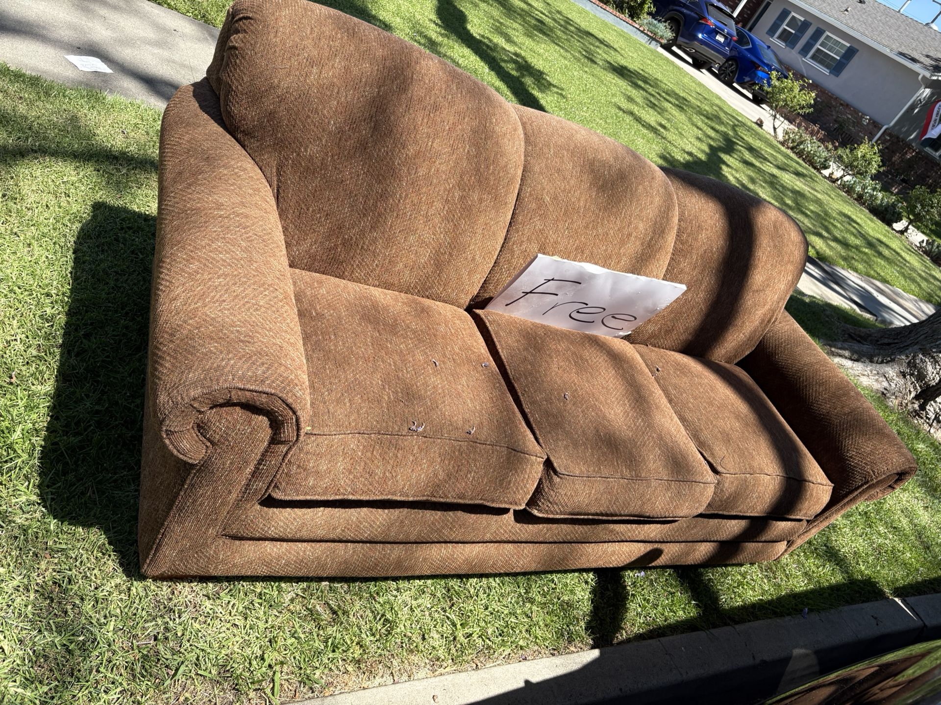 Free Sofa