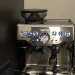Breville Expresso Machine 