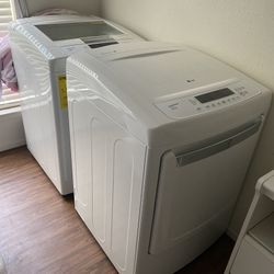 LG Washer And Dryer 