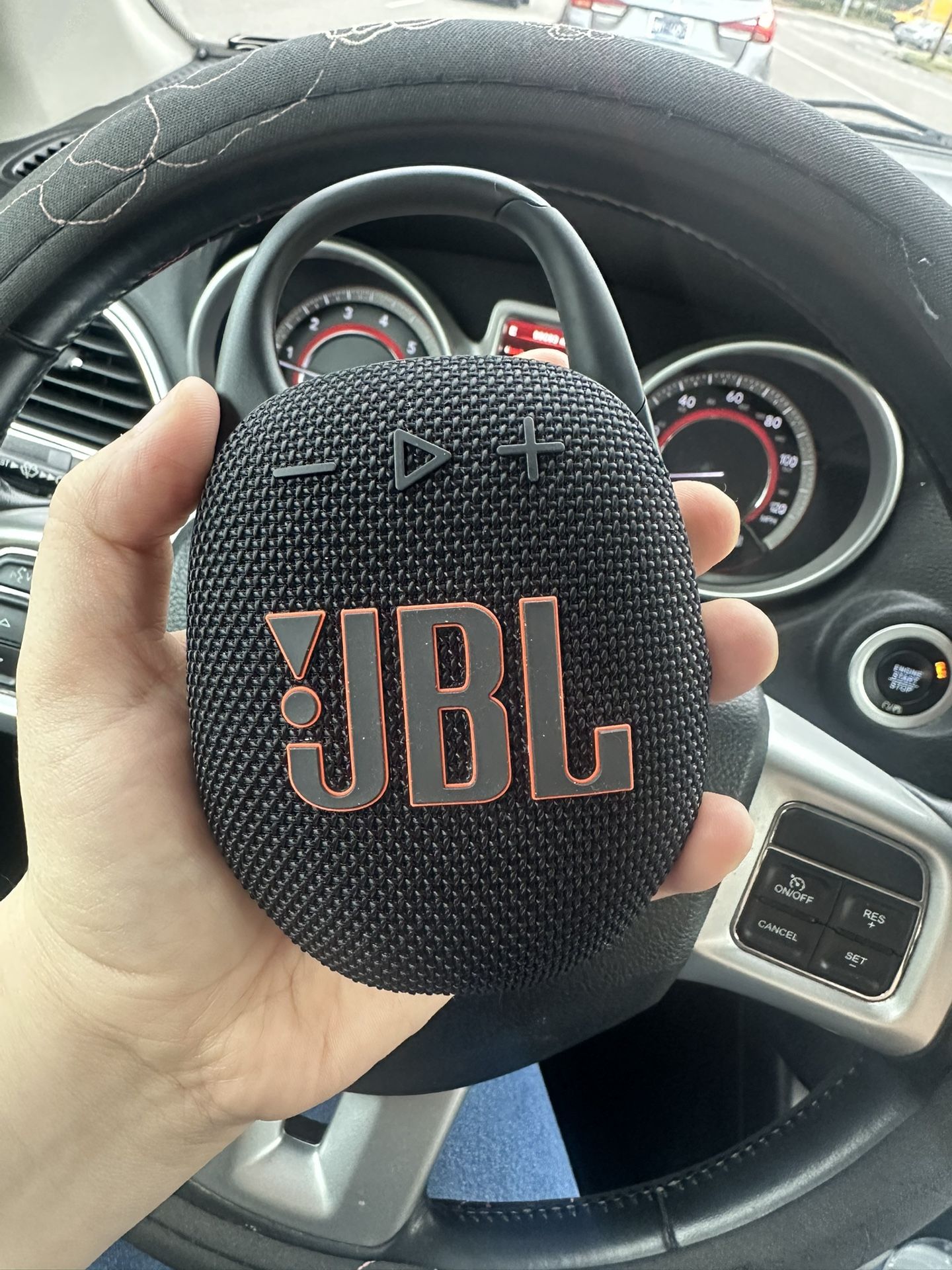 JBL Clip Speaker
