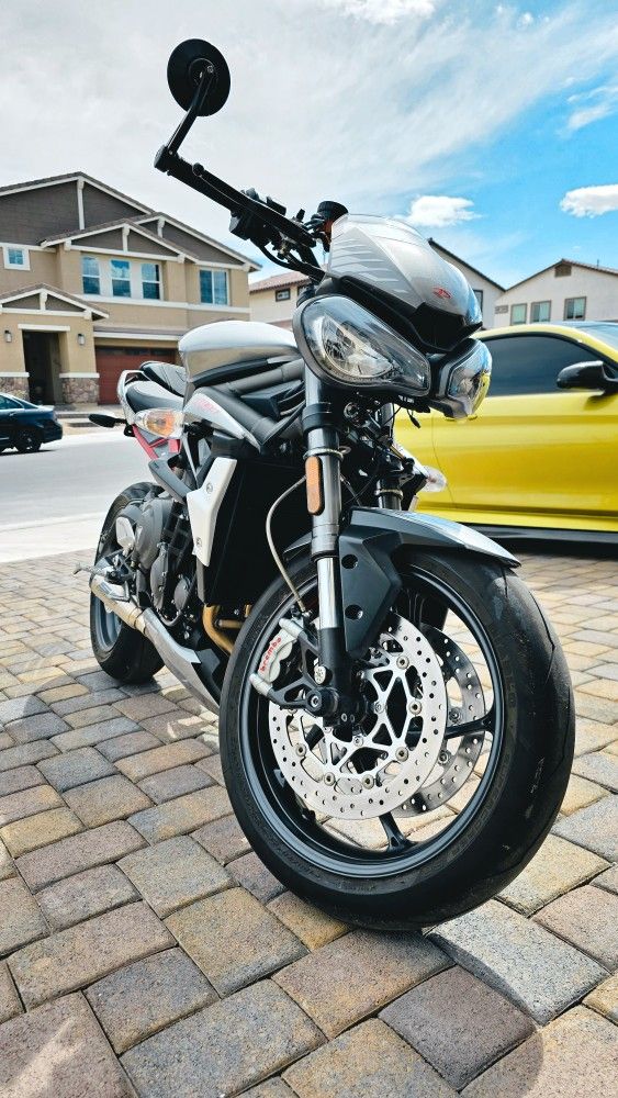 2022 Triumph Street Triple 765RS