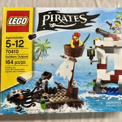 LEGO 70410 Soldiers Outpost Open Box