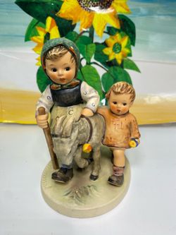 Goebel Hummel homeward bound figurine