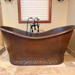 Luxury Copper Bathtub - Excellent Condition - $1,000 OBO