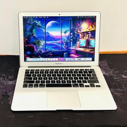 Apple MacBook Air 2015 Core i5 4GB 256GB SSD Fully Functional