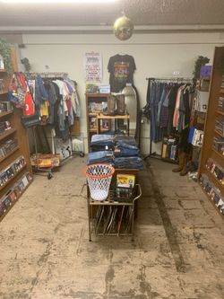 Funkee Boutique @ Persnickity Antiquity
