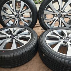 16" Hyundai WHEELS 4x100 Bolt Pattern Semi New Tires