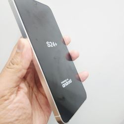 Samsung S24 Plus 