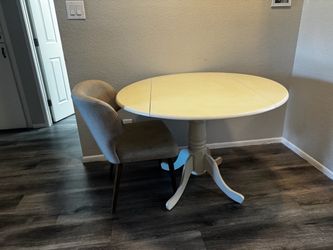 Round Table
