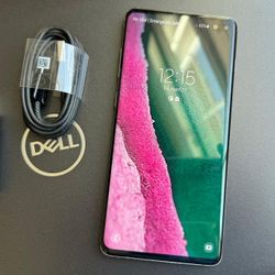 Samsung Galaxy S10+ Plus  , Unlocked   for all Company Carrier ,  Excellent Condition  Like New