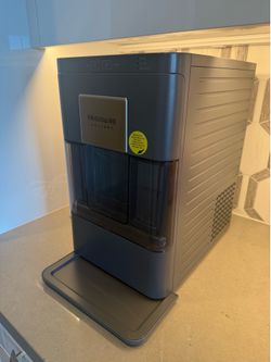 Frigidaire Gallery Countertop Ice Maker