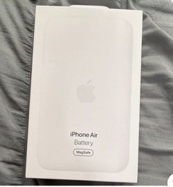 Apple iPhone air MagSafe battery magnetic