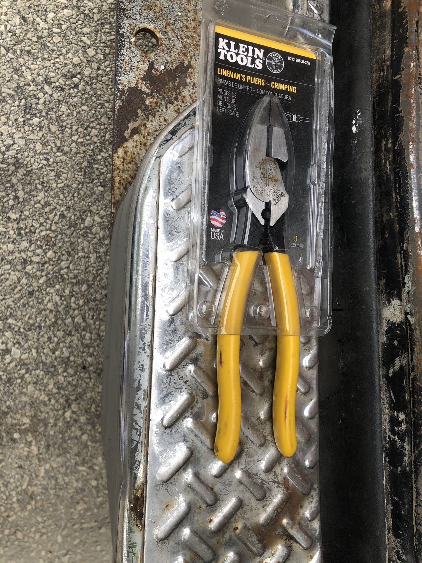 Brand New Klein Lineman Plier