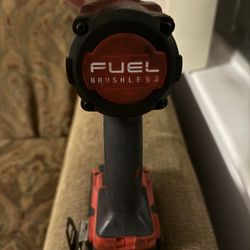 Milwaukee Drill  18V Lithium-Ion Brushless Cordless 