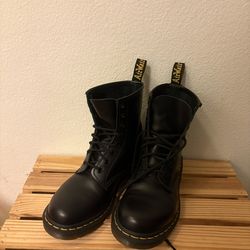Dr. Martin Boots