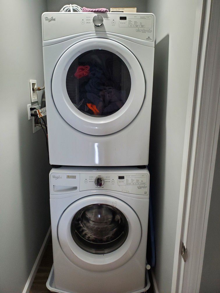 Whirlpool Washer And Dryer-stack or Side By Side