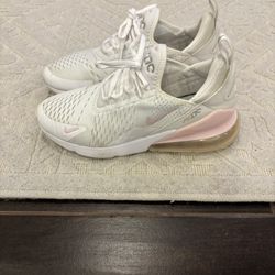 Nike 270 Kids 5.5