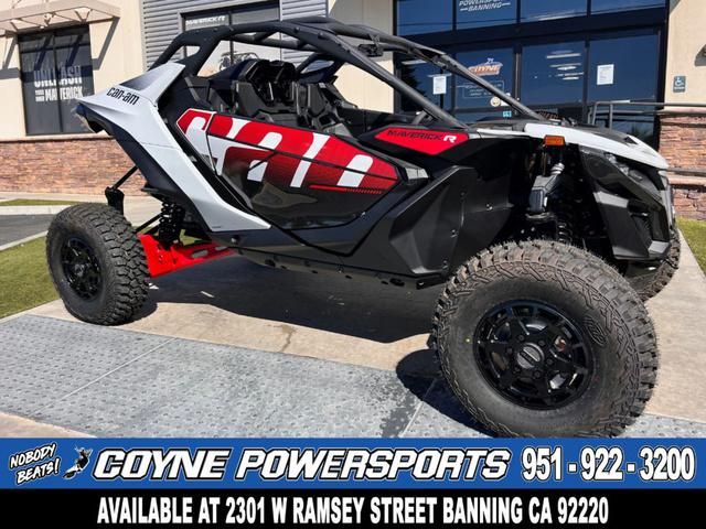 2025 Can-Am? Maverick R 999T Dct