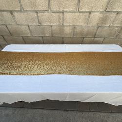 Gold party table runners 