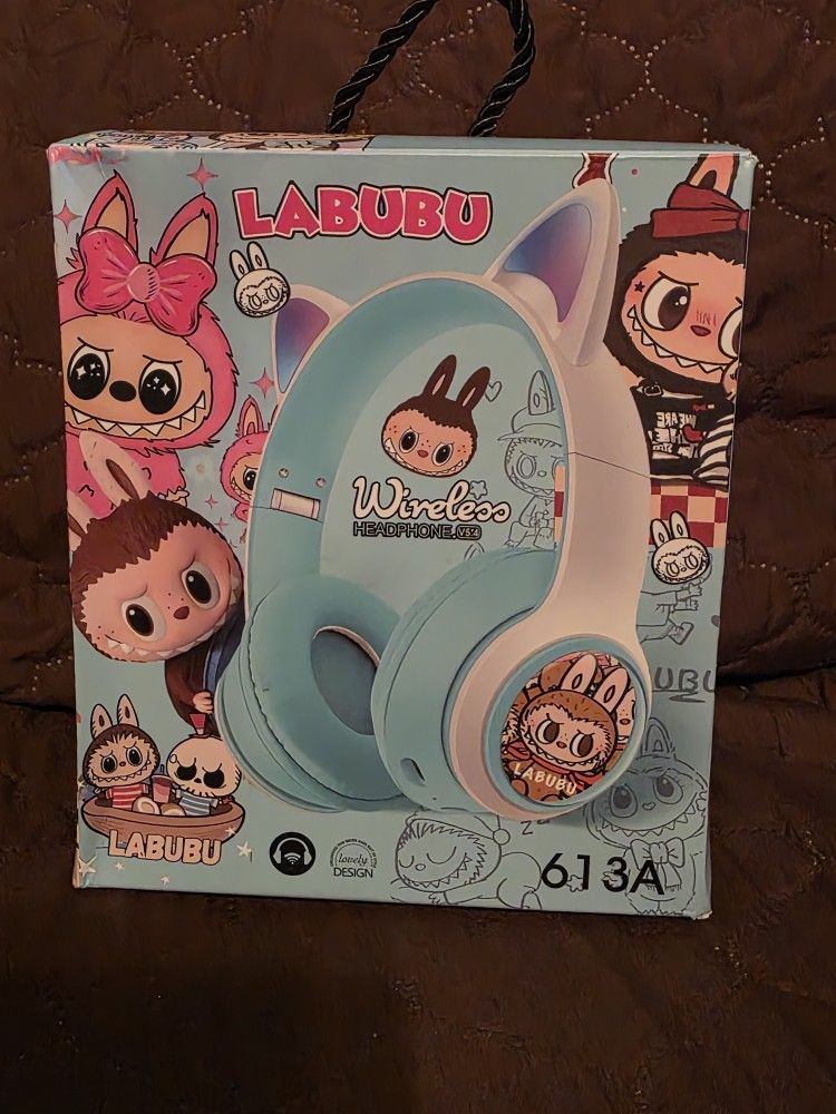 Character design Wireless Headphones