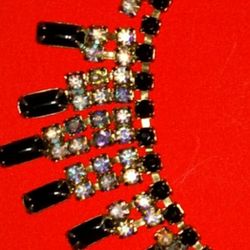 Vintage, Prongset Aurora Borealis & Black Stone Necklace