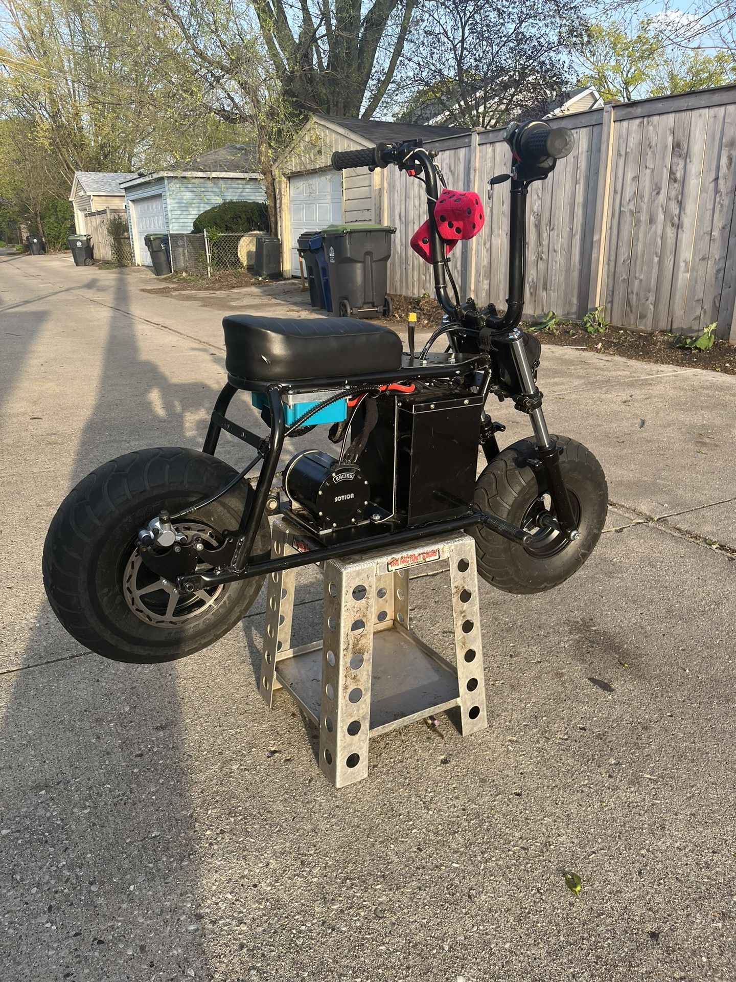 76v Rascal