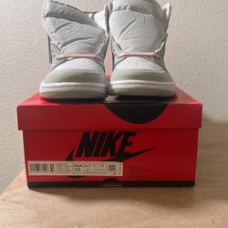 Jordan 1 High Retro Sea foam Womens Size 10 