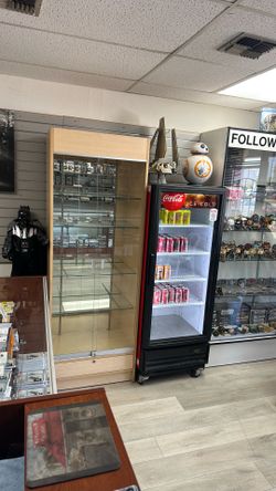 Glass case display case showcase