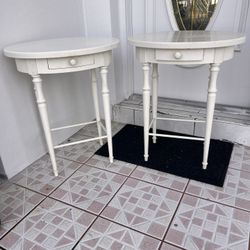 2 Side Tables
