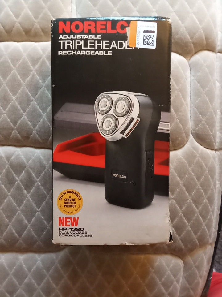 Men's Shaver With Box Used 