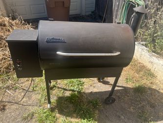 Traeger pellet smoker