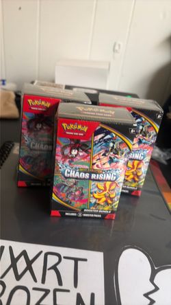 Pokémon Mega Evolution Chaos Rising Booster Bundle