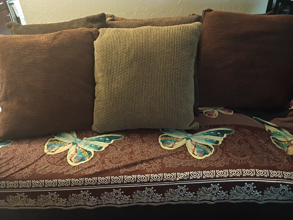 Sofa Pillows