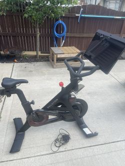 Peloton Plus Bike
