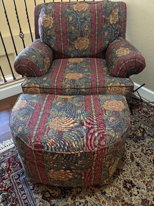 Oversized Chair And Ottoman