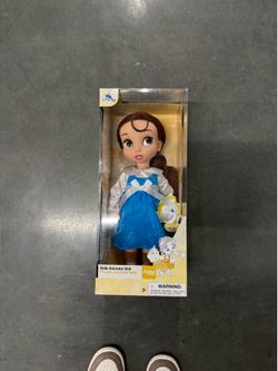 Belle Animator Doll- DISNEY (NEW)