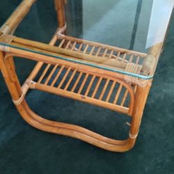 Side Table/End Table 