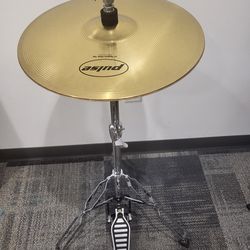 HIHAT STAND AND CYMBALS 